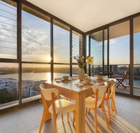 Stunning Sunset Water View 2BEDs on High Rises - Accommodation Coffs Harbour