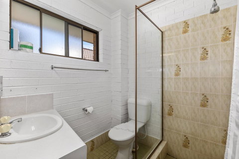 Coastal Bay Motel - Accommodation Coffs Harbour 10