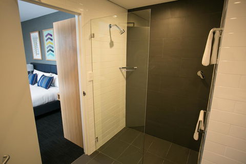 Alpha Hotel Eastern Creek - Accommodation Coffs Harbour 33
