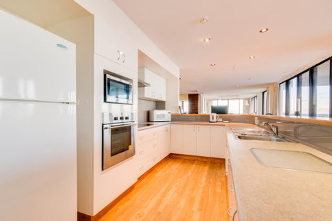 Pacific Towers Beach Resort - Accommodation Coffs Harbour 18