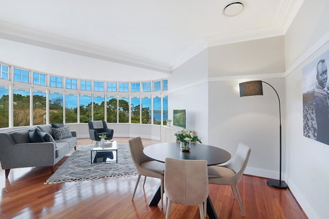 Huge Harbour View Apartment In Historic Home - Accommodation Coffs Harbour 7