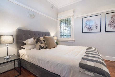 Huge Harbour View Apartment In Historic Home - Accommodation Coffs Harbour 3