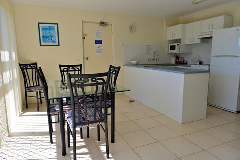 Beach House Holiday Apartments - Accommodation Coffs Harbour 11