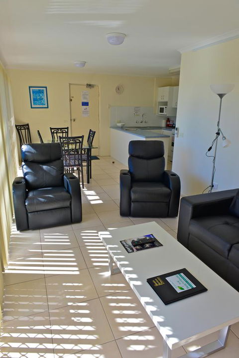 Beach House Holiday Apartments - Accommodation Coffs Harbour 7
