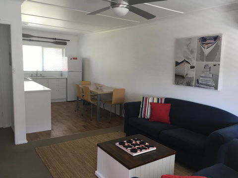 Tomaree Lodge - Accommodation Coffs Harbour 1