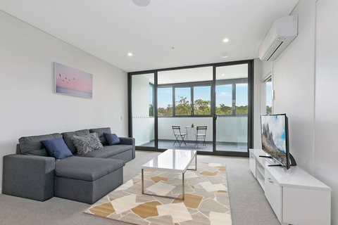 Stylish And Neat Two Bed Apartment In Wentworth Point - Accommodation Coffs Harbour 0