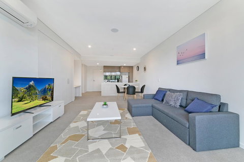 Stylish And Neat Two Bed Apartment In Wentworth Point - Accommodation Coffs Harbour 1
