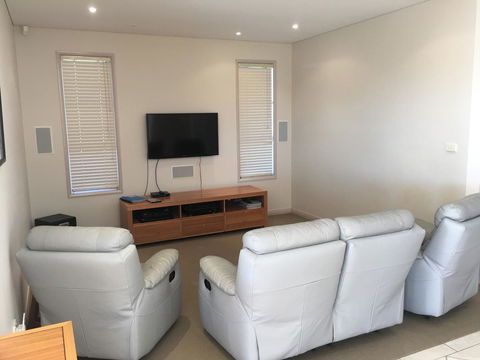 OceanScape Luxury Beachfront Villas - Accommodation Coffs Harbour 1