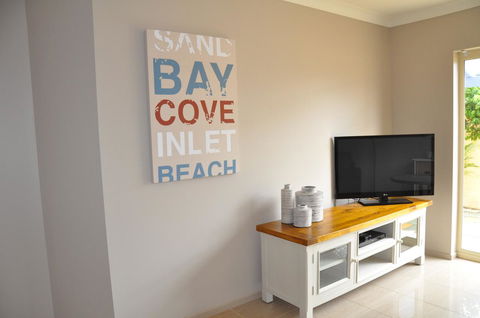 Marty's @ Little Beach - Accommodation Coffs Harbour 29