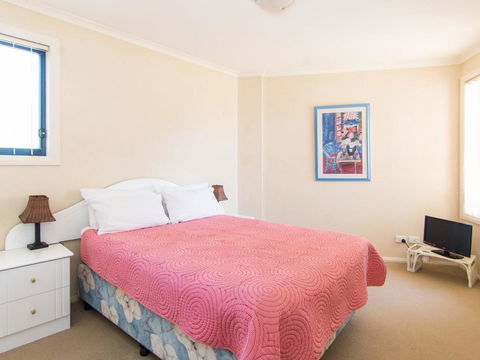 Millennium 102 With Pool In Complex - Accommodation Coffs Harbour 1