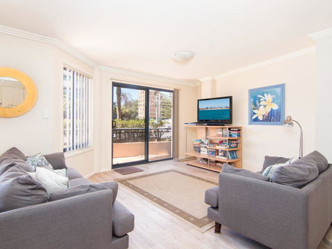 Millennium 102 With Pool In Complex - Accommodation Coffs Harbour 7