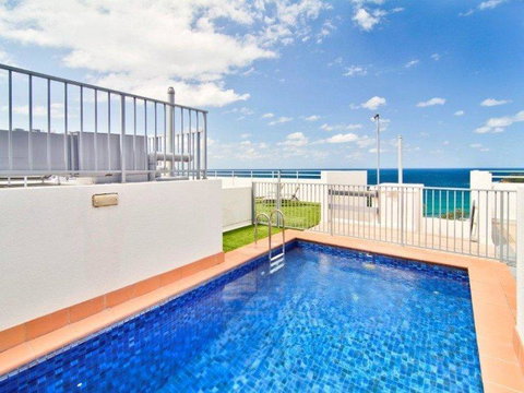 Relaxed Beachside Living - Accommodation Coffs Harbour 16