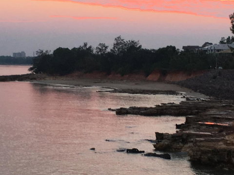 Nightcliff Foreshore Getaway - McKay Gardens - Accommodation Coffs Harbour 32