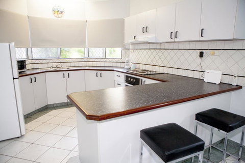 Nightcliff Foreshore Getaway - McKay Gardens - Accommodation Coffs Harbour 6