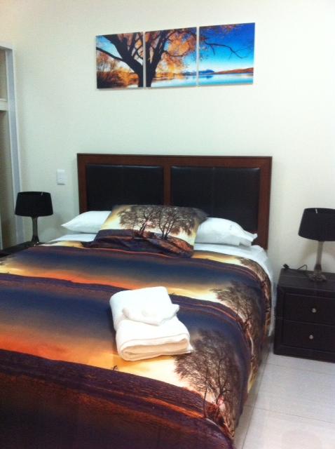 Nomikis\'On The Avenue - Accommodation Coffs Harbour 13