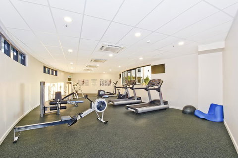 Nomikis\'On The Avenue - Accommodation Coffs Harbour 22