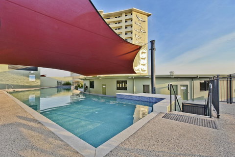 Nomikis\'On The Avenue - Accommodation Coffs Harbour 17