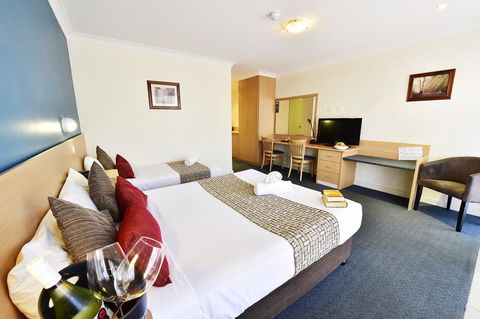 Diplomat Hotel Alice Springs - Accommodation Coffs Harbour 13