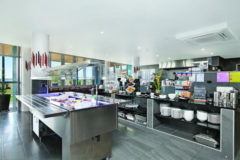 Ramada Suites By Wyndham Zen Quarter Darwin - Accommodation Coffs Harbour 12