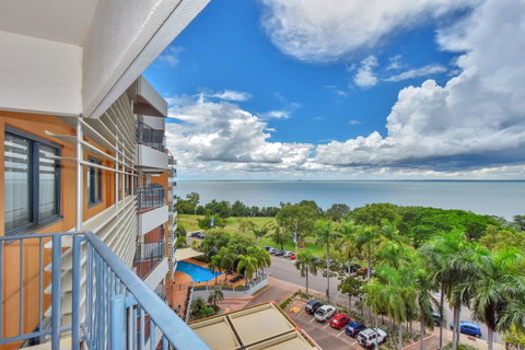 Mantra On The Esplanade - Accommodation Coffs Harbour 5