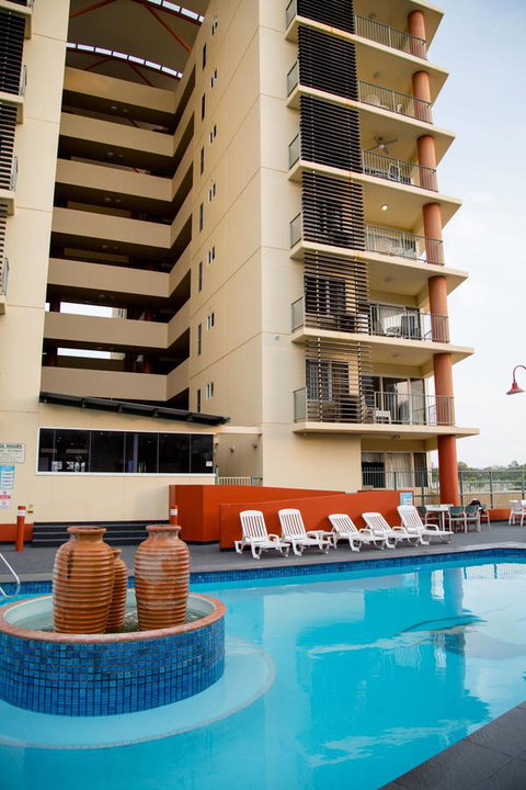 Cullen Bay Resorts - Accommodation Coffs Harbour 9