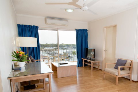 Cullen Bay Resorts - Accommodation Coffs Harbour 2