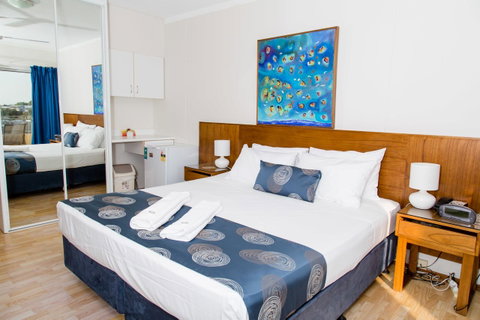 Cullen Bay Resorts - Accommodation Coffs Harbour 7