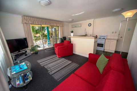 Beaches Serviced Apartments - Accommodation Coffs Harbour 12