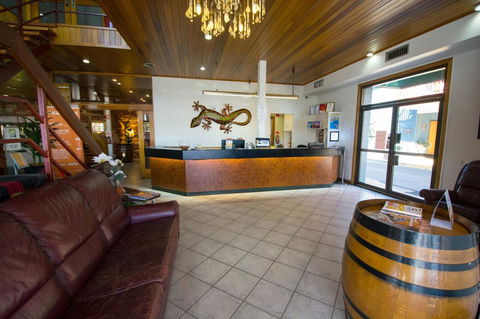 Elkira Court Motel - Accommodation Coffs Harbour 9