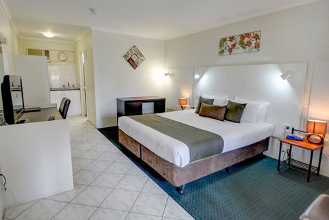 Elkira Court Motel - Accommodation Coffs Harbour 13