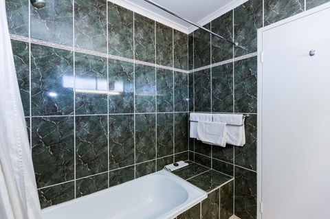 Elkira Court Motel - Accommodation Coffs Harbour 16