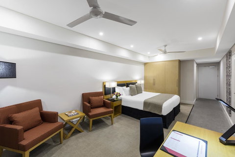 Oaks Darwin Elan Hotel - Accommodation Coffs Harbour 11
