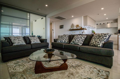 ZEN BY THE WATER - Esplanade Darwin Retreat - Accommodation Coffs Harbour 41