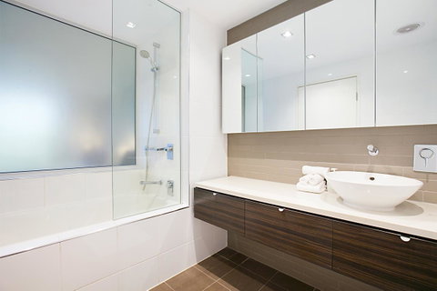 Darwin Waterfront Luxury Suites - Accommodation Coffs Harbour 2