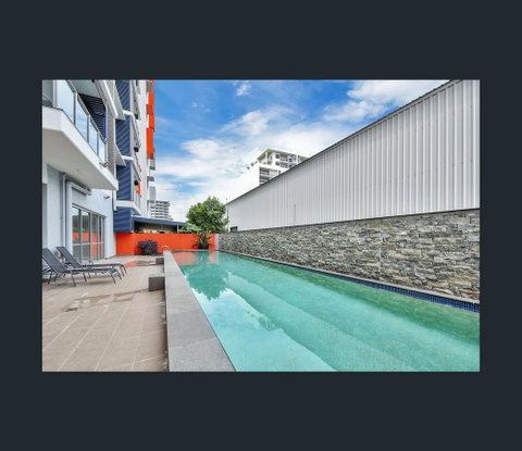 Darwin-Ocean Views, Tropical Getaway, Pool & Aircon - Accommodation Coffs Harbour 18