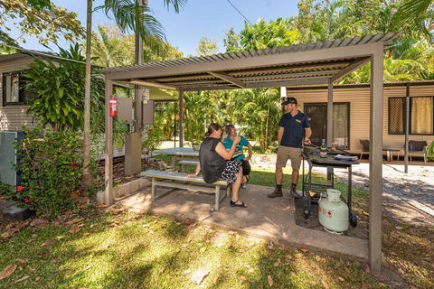 Oasis Tourist Park - Accommodation Coffs Harbour 5