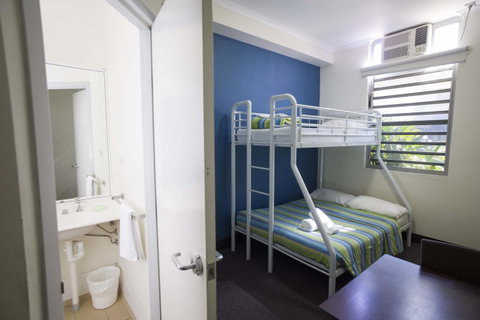 Melaleuca On Mitchell - Darwin YHA - Accommodation Coffs Harbour 9