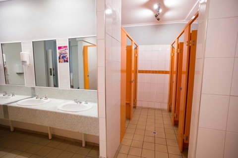 Melaleuca On Mitchell - Darwin YHA - Accommodation Coffs Harbour 3