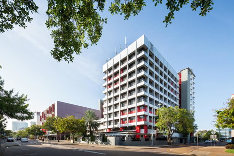 The Smith Hotel Darwin - Accommodation Coffs Harbour 4