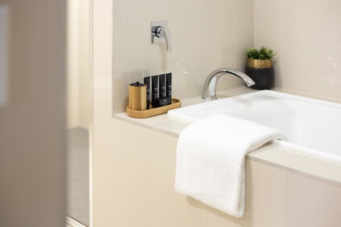 The Smith Hotel Darwin - Accommodation Coffs Harbour 13