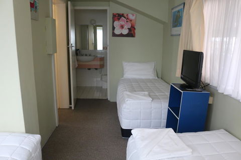 Golden Sands Motor Inn - Accommodation Coffs Harbour 22
