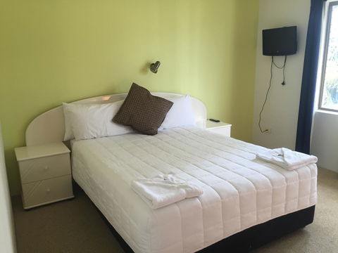 Golden Sands Motor Inn - Accommodation Coffs Harbour 2