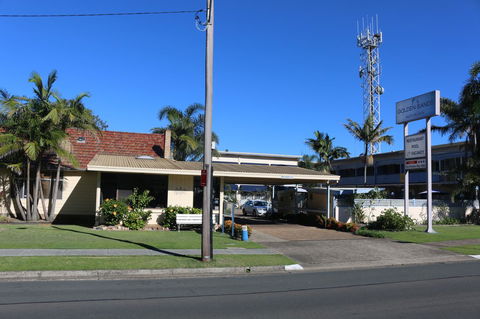 Golden Sands Motor Inn - Accommodation Coffs Harbour 18