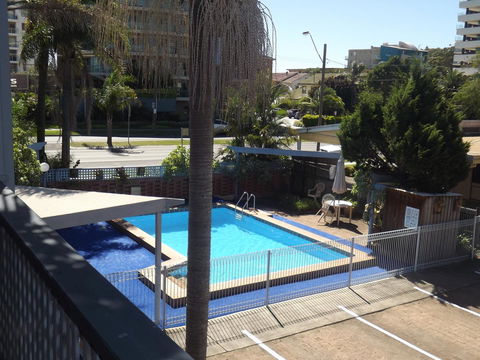 Golden Sands Motor Inn - Accommodation Coffs Harbour 9