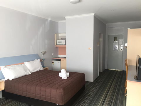 Golden Sands Motor Inn - Accommodation Coffs Harbour 8