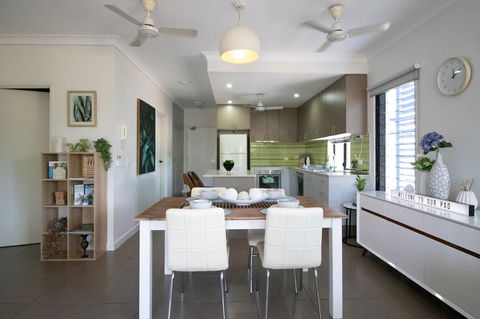 ZEN QUEST - The NOMADS PAD Near Nightcliff Markets & Sunset Foreshore - Accommodation Coffs Harbour 28