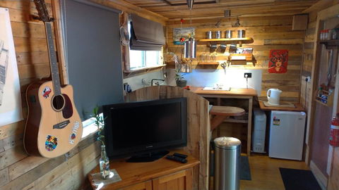 Alice\'s Secret Travellers Inn - Accommodation Coffs Harbour 3