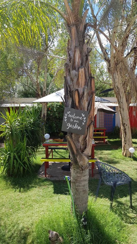 Alice\'s Secret Travellers Inn - Accommodation Coffs Harbour 16