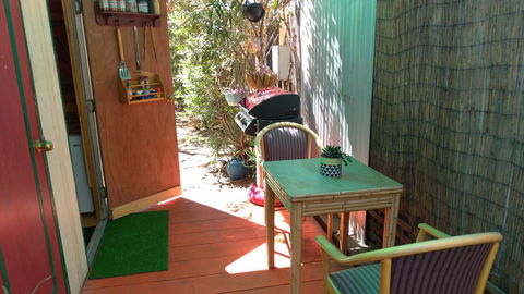 Alice\'s Secret Travellers Inn - Accommodation Coffs Harbour 12