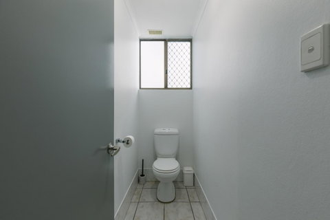 CitySide Apartment - 2 Bedroom With Private Courtyard - Accommodation Coffs Harbour 20